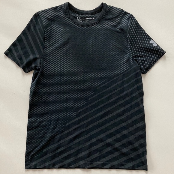Under Armour Other - Boys Under Armour Short Sleeve Tee